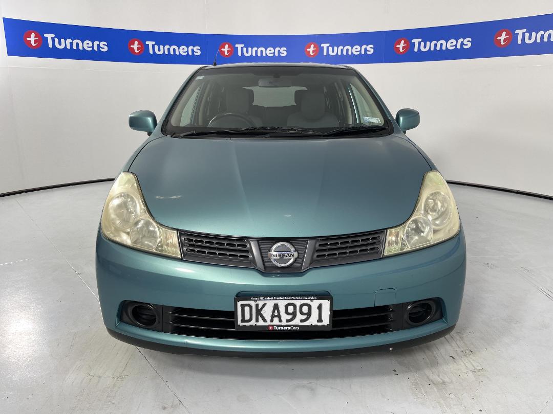 Photo '2' of Nissan Wingroad Photo '2' of Nissan Wingroad