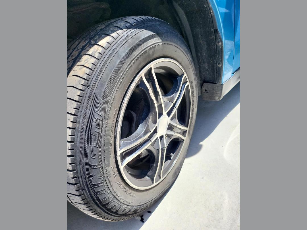 Photo '5' of Nissan Wingroad