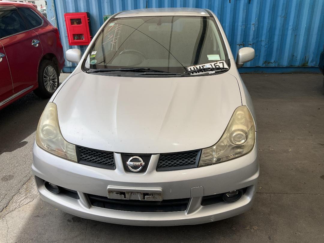 Photo '5' of Nissan Wingroad Photo '5' of Nissan Wingroad