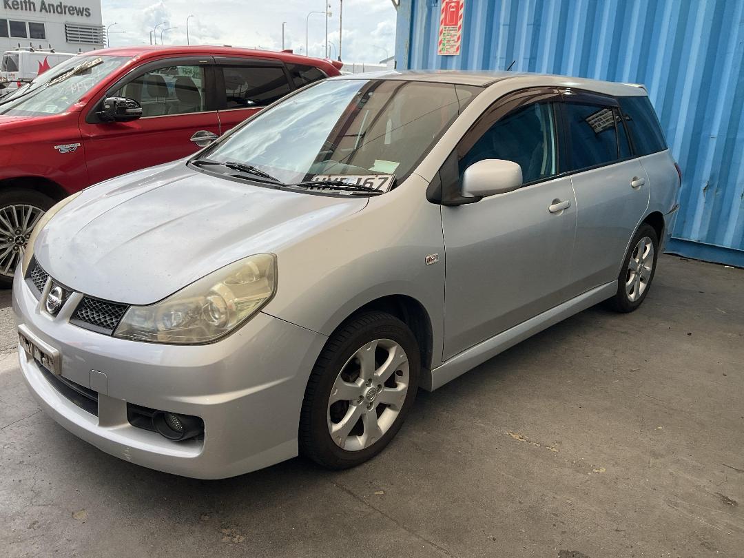 Photo '7' of Nissan Wingroad Photo '7' of Nissan Wingroad