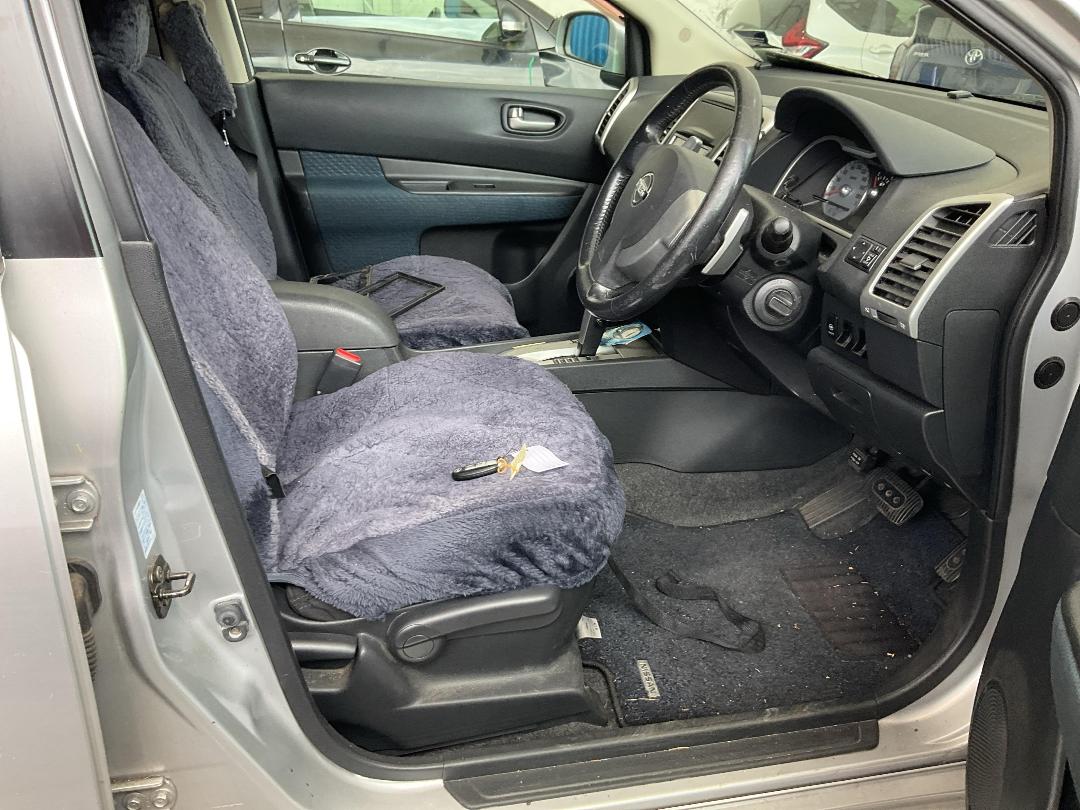 Photo '26' of Nissan Wingroad Photo '26' of Nissan Wingroad