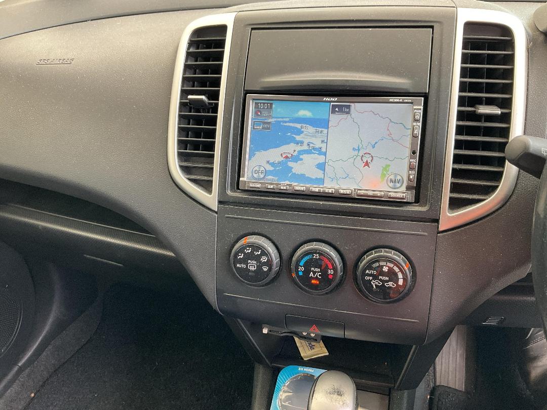 Photo '29' of Nissan Wingroad Photo '29' of Nissan Wingroad