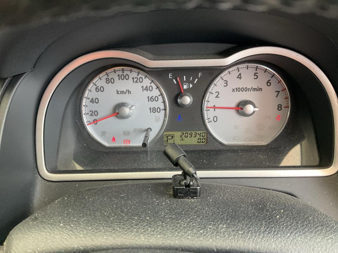 Photo '30' of Nissan Wingroad Photo '30' of Nissan Wingroad