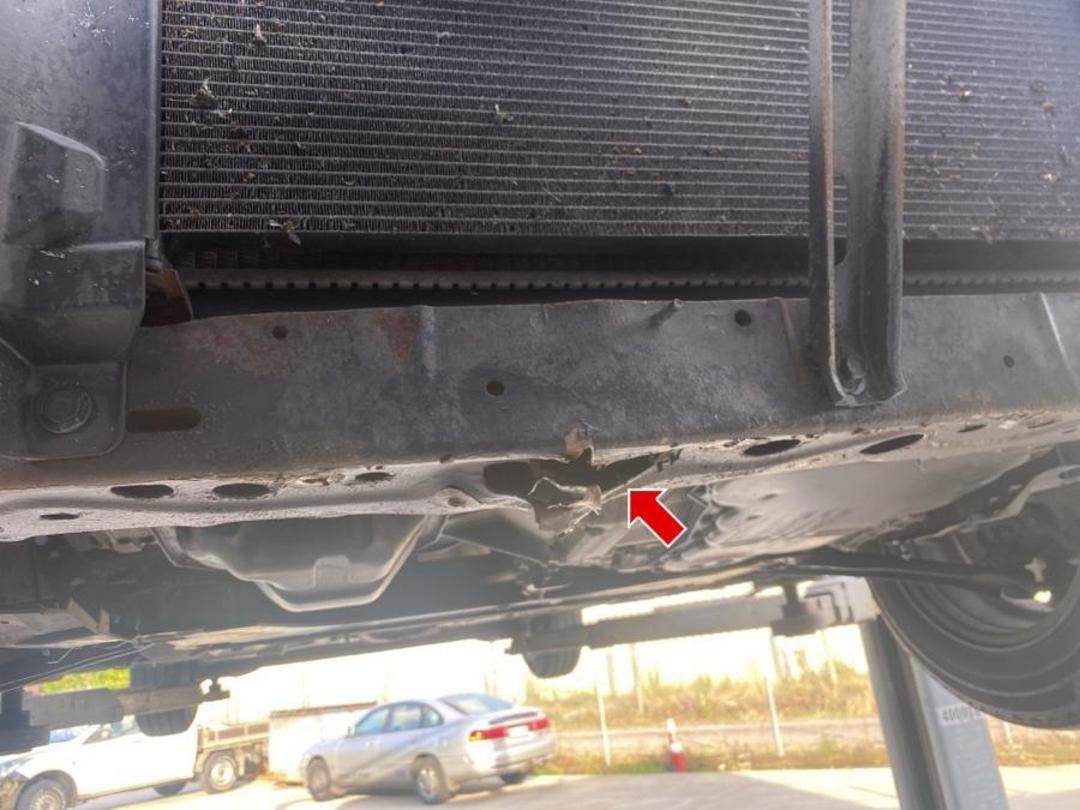 Photo '10' of Nissan Wingroad Photo '10' of Nissan Wingroad