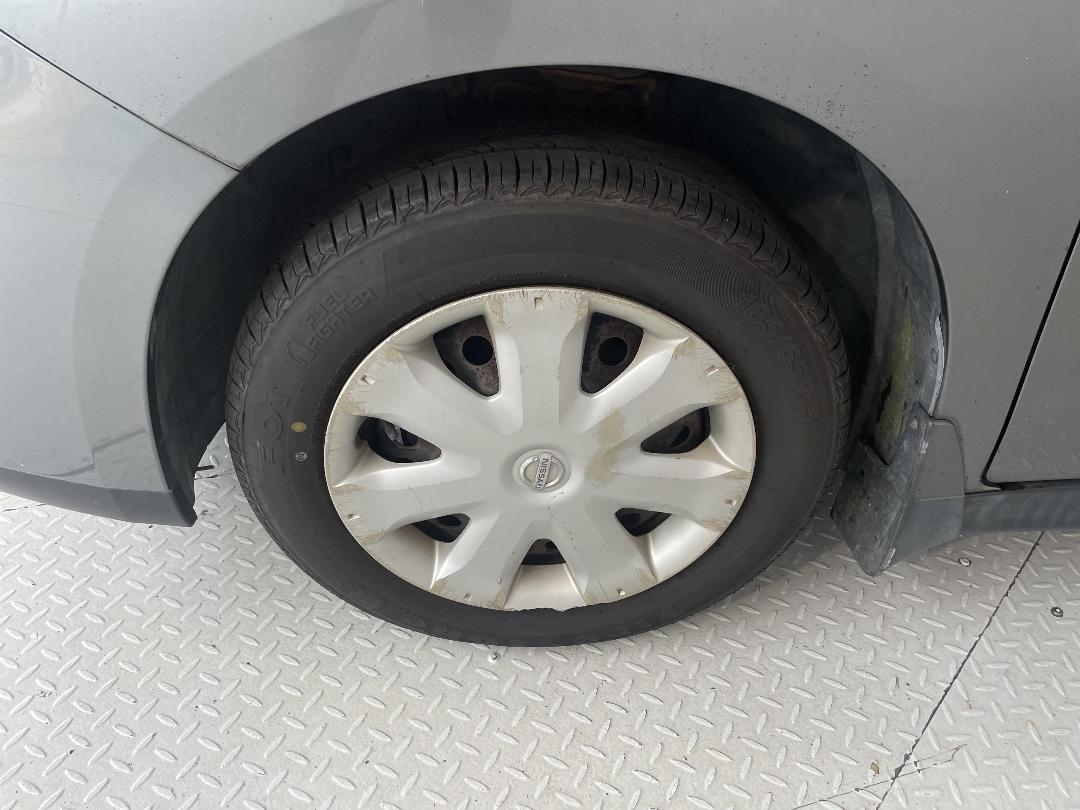 Photo '10' of Nissan Wingroad