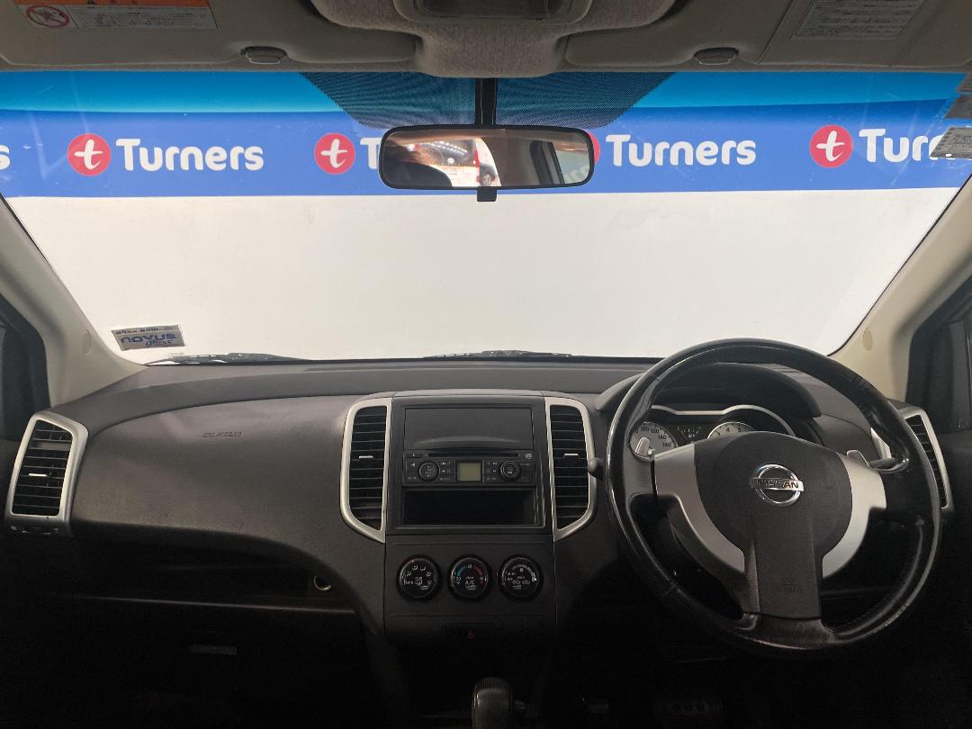 Photo '17' of Nissan Wingroad