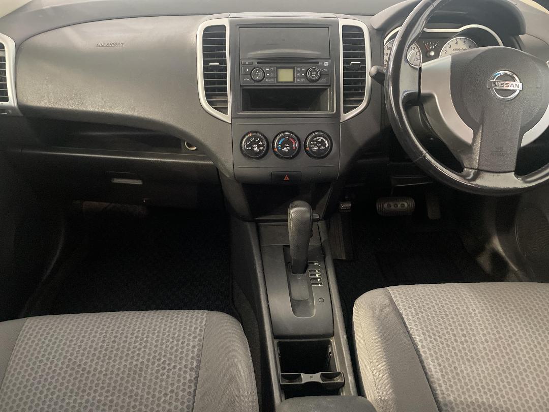 Photo '18' of Nissan Wingroad