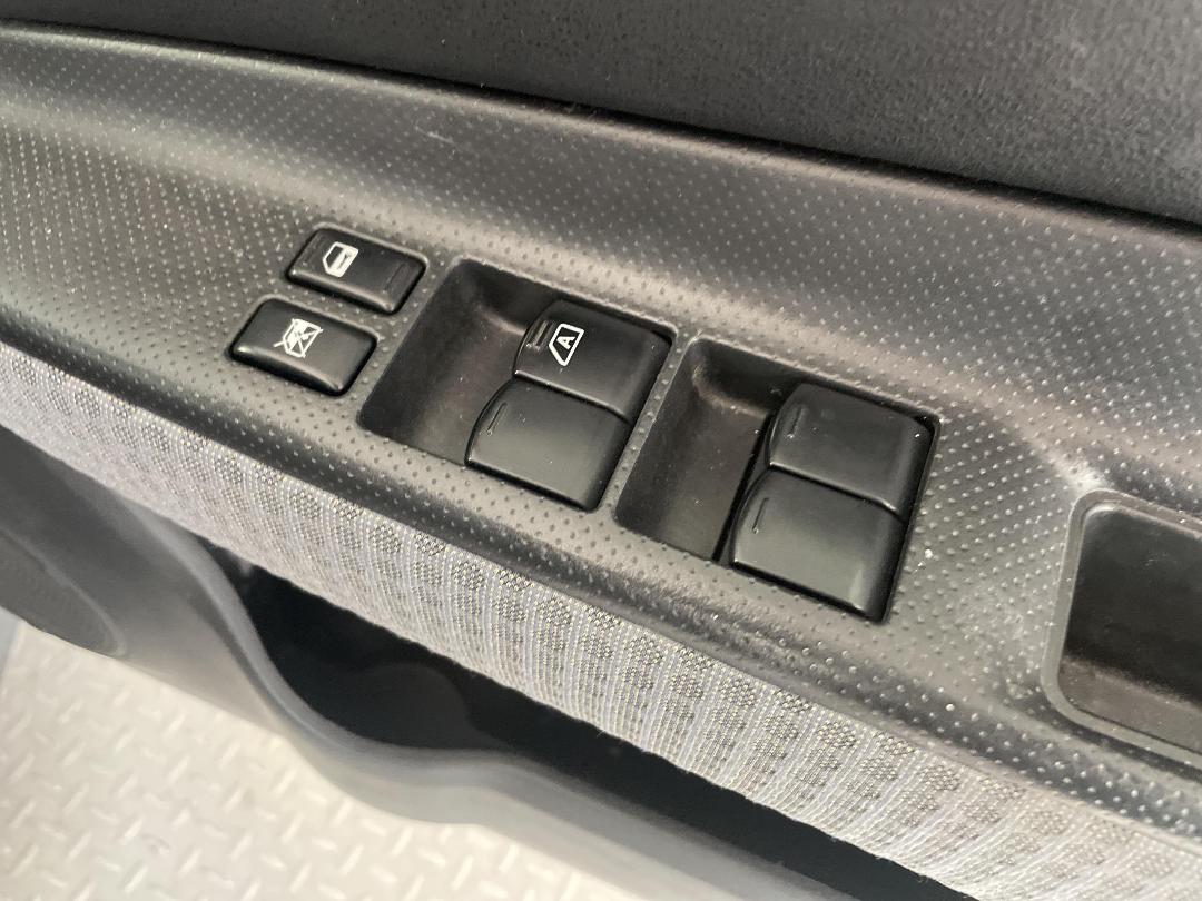 Photo '23' of Nissan Wingroad