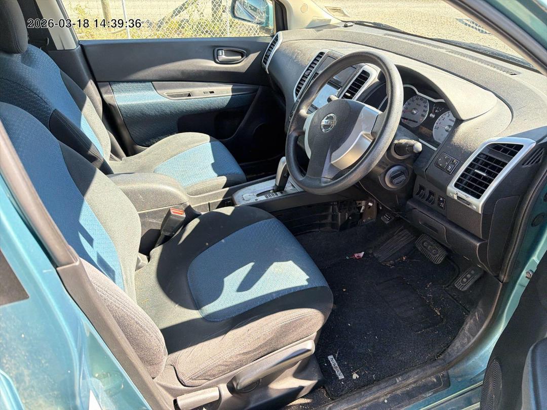 Photo '10' of Nissan Wingroad