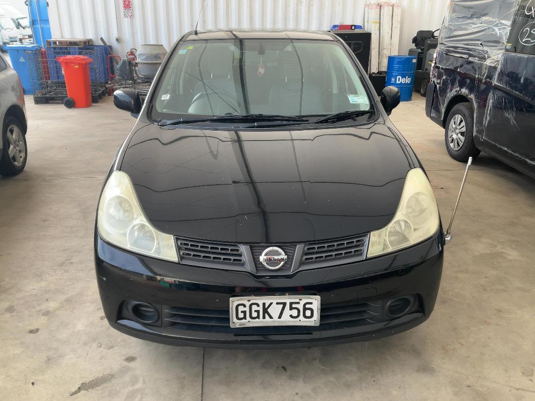 Photo '2' of Nissan Wingroad