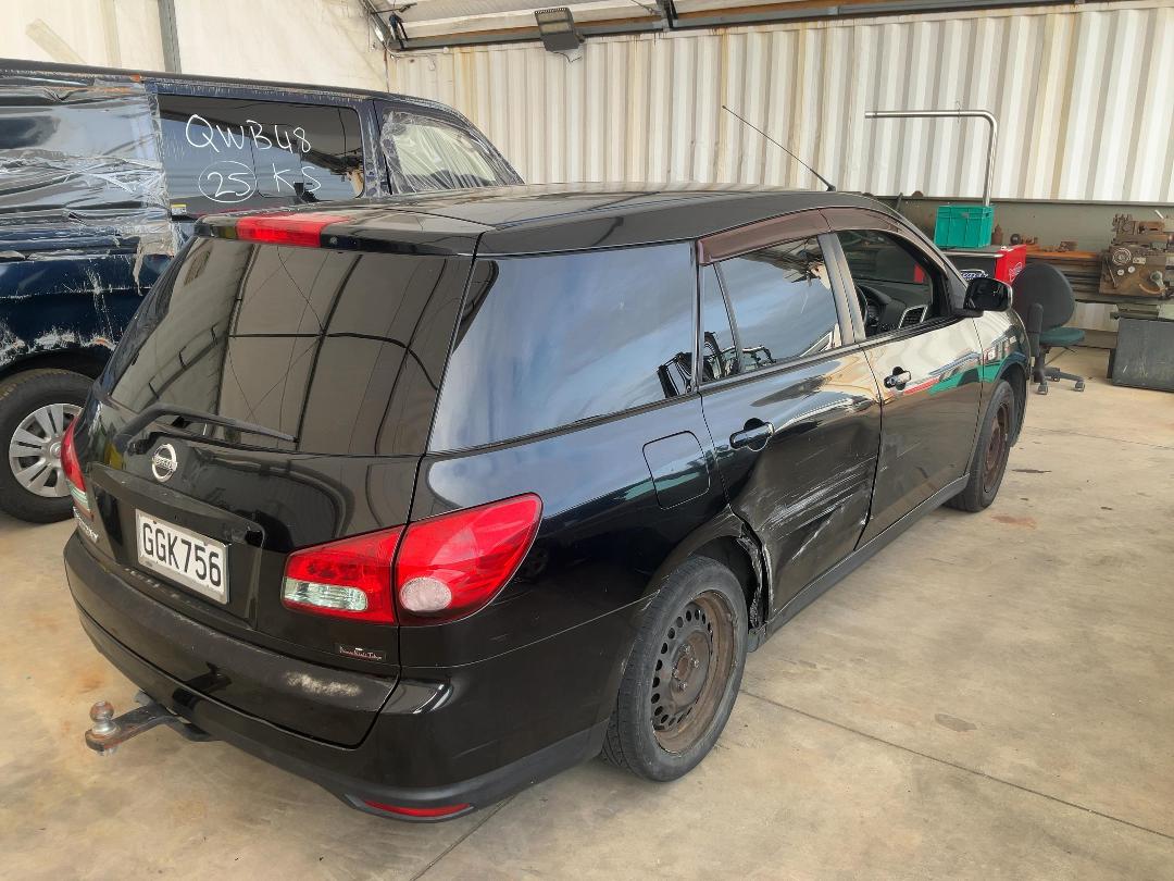 Photo '6' of Nissan Wingroad