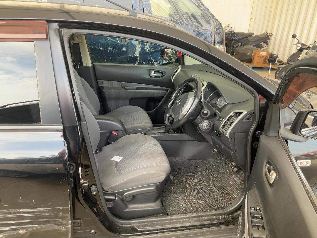 Photo '7' of Nissan Wingroad