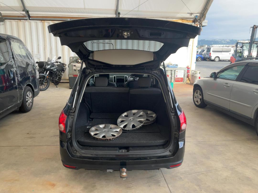 Photo '9' of Nissan Wingroad