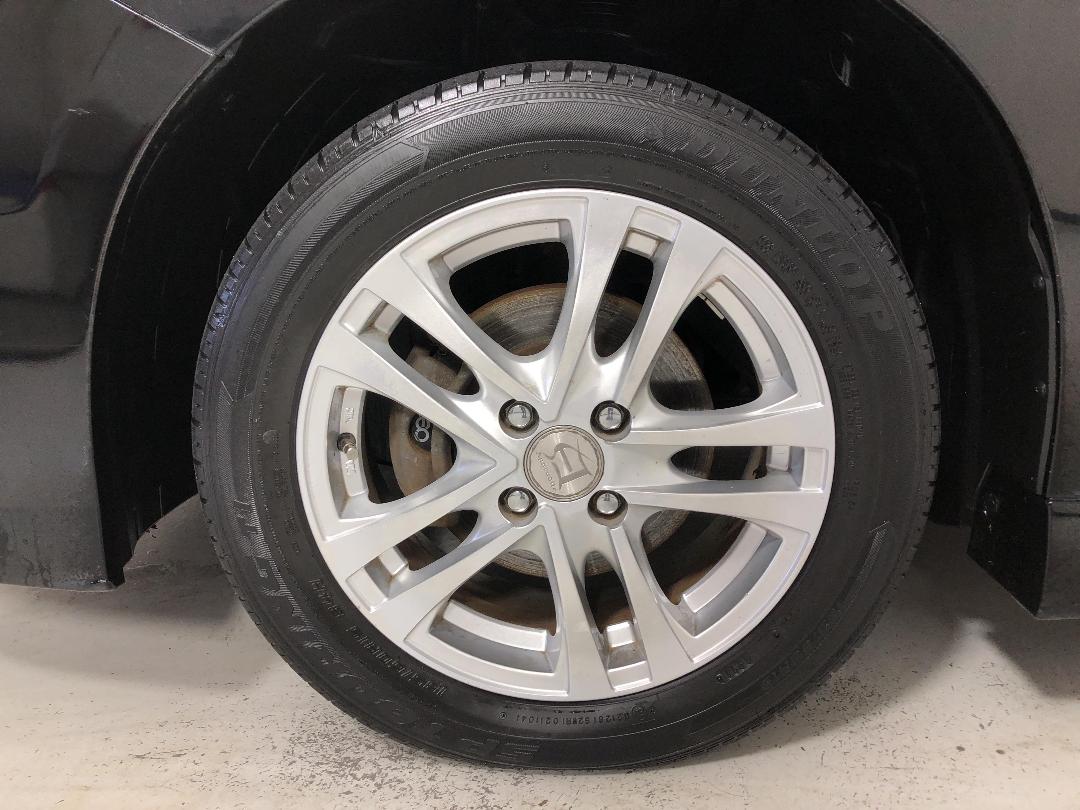 Photo '10' of Nissan Wingroad