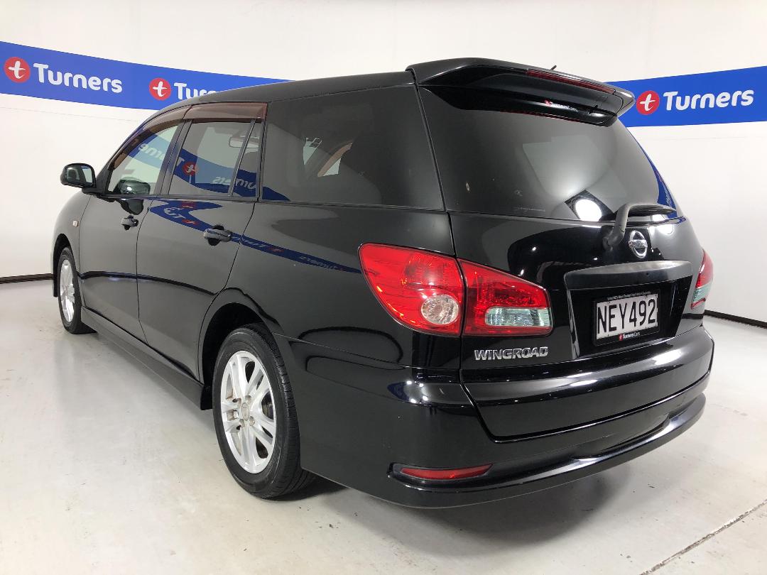 Photo '5' of Nissan Wingroad