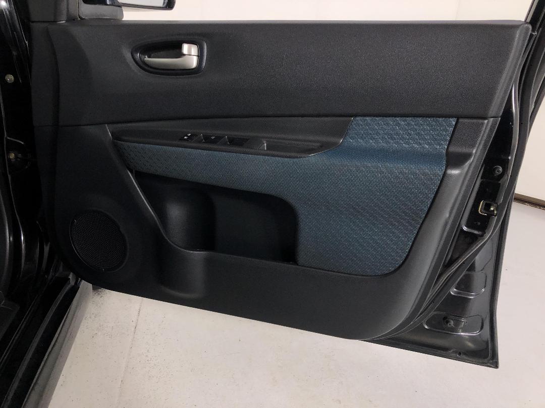 Photo '15' of Nissan Wingroad