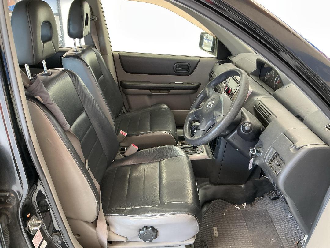 Photo '9' of Nissan X-Trail