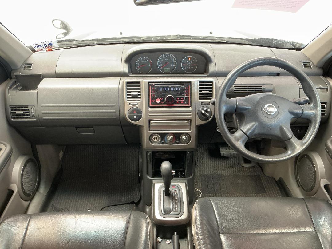 Photo '14' of Nissan X-Trail