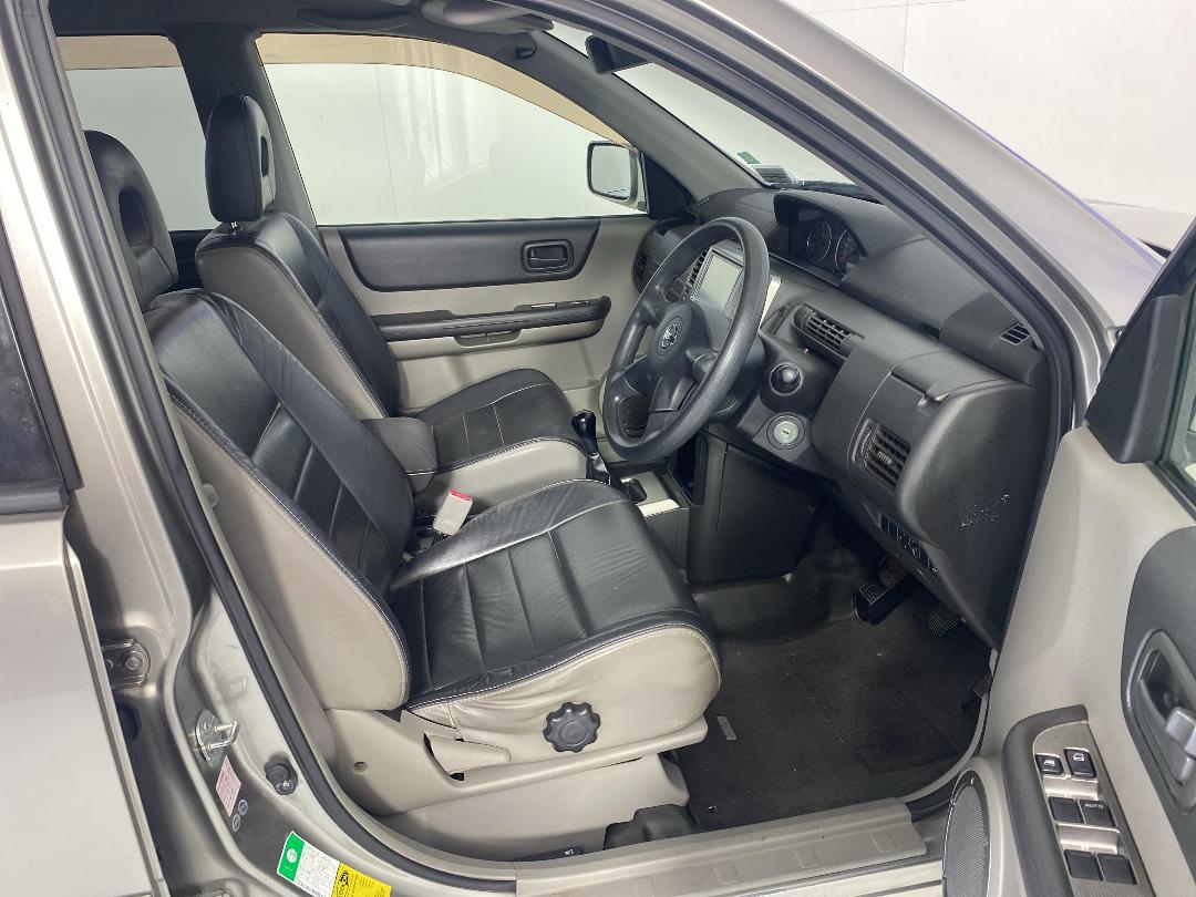 Photo '16' of Nissan X-Trail