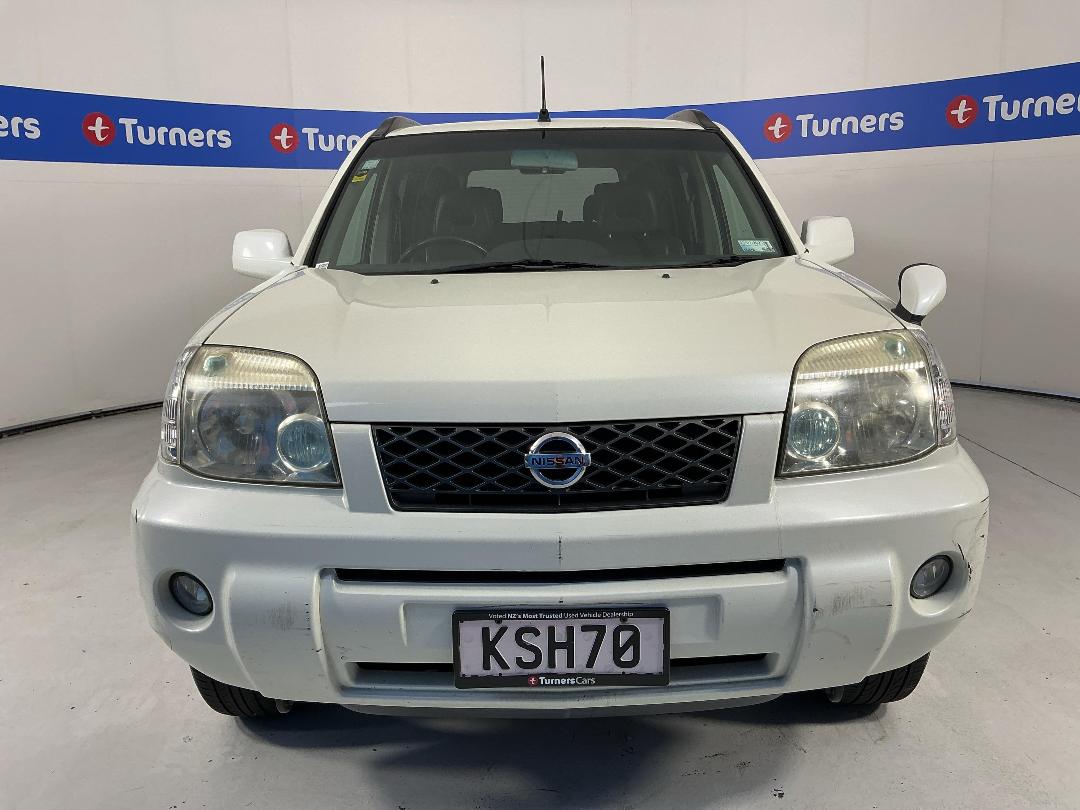 Photo '2' of Nissan X-Trail