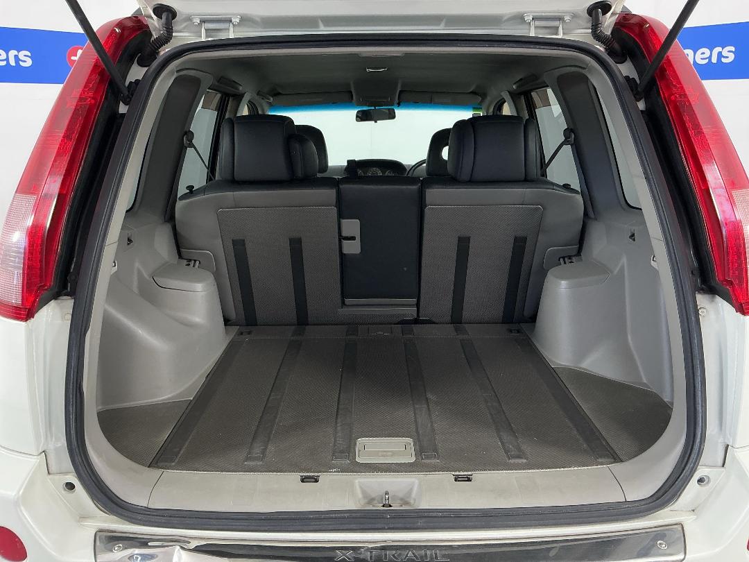 Photo '14' of Nissan X-Trail