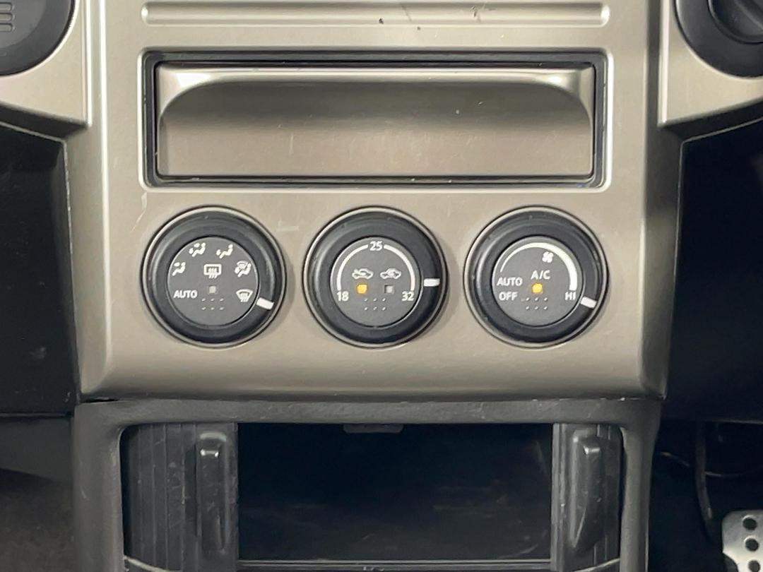 Photo '25' of Nissan X-Trail