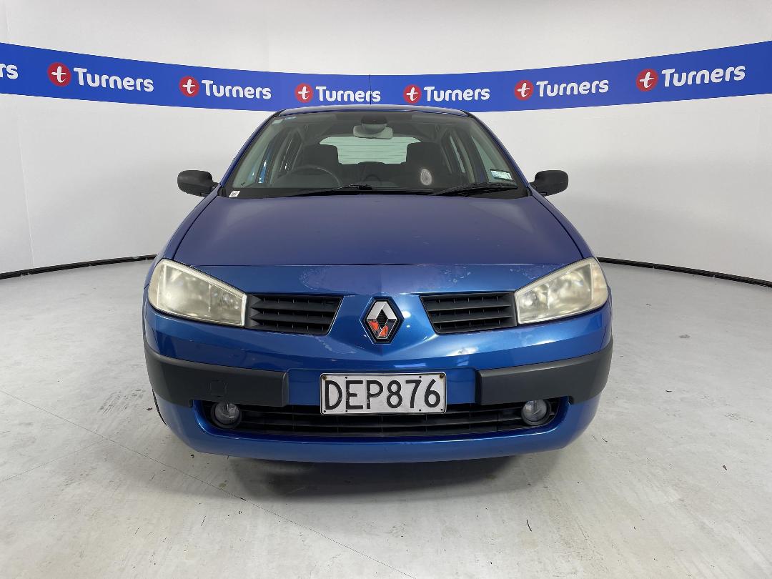 Photo '2' of Renault Megane II Photo '2' of Renault Megane II