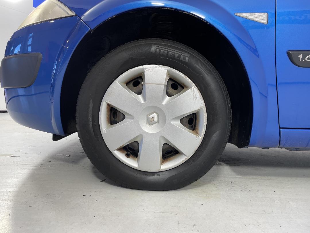 Photo '10' of Renault Megane II Photo '10' of Renault Megane II