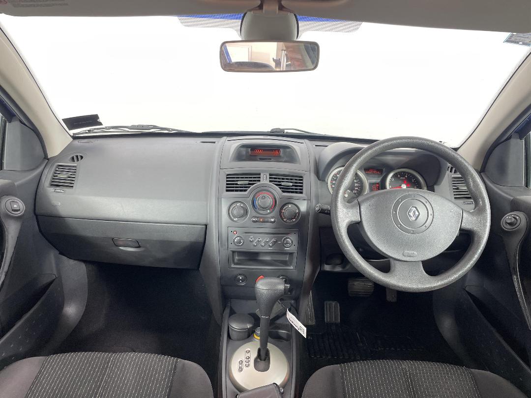 Photo '17' of Renault Megane II Photo '17' of Renault Megane II