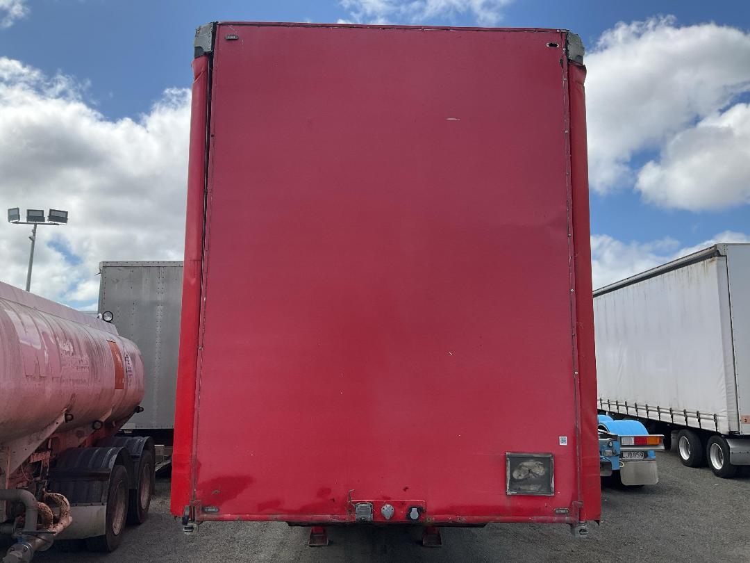 Photo '3' of ROADMASTER SG Curtainsider B-Train