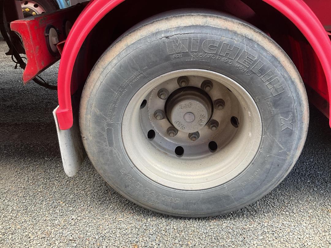 Photo '23' of ROADMASTER SG Curtainsider B-Train