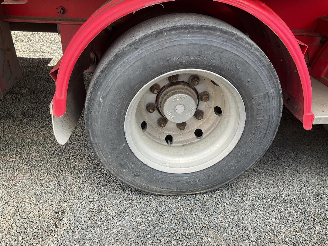 Photo '21' of ROADMASTER SG Curtainsider B-Train