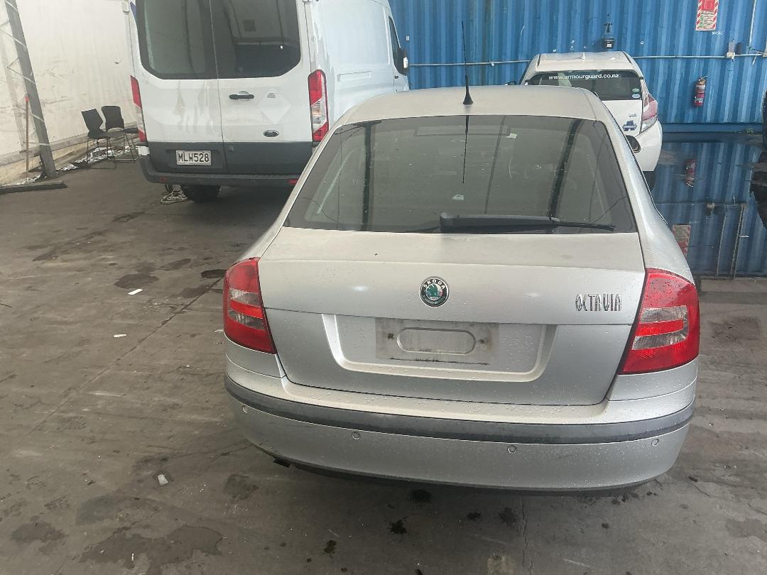 Photo '13' of Skoda Octavia FSI