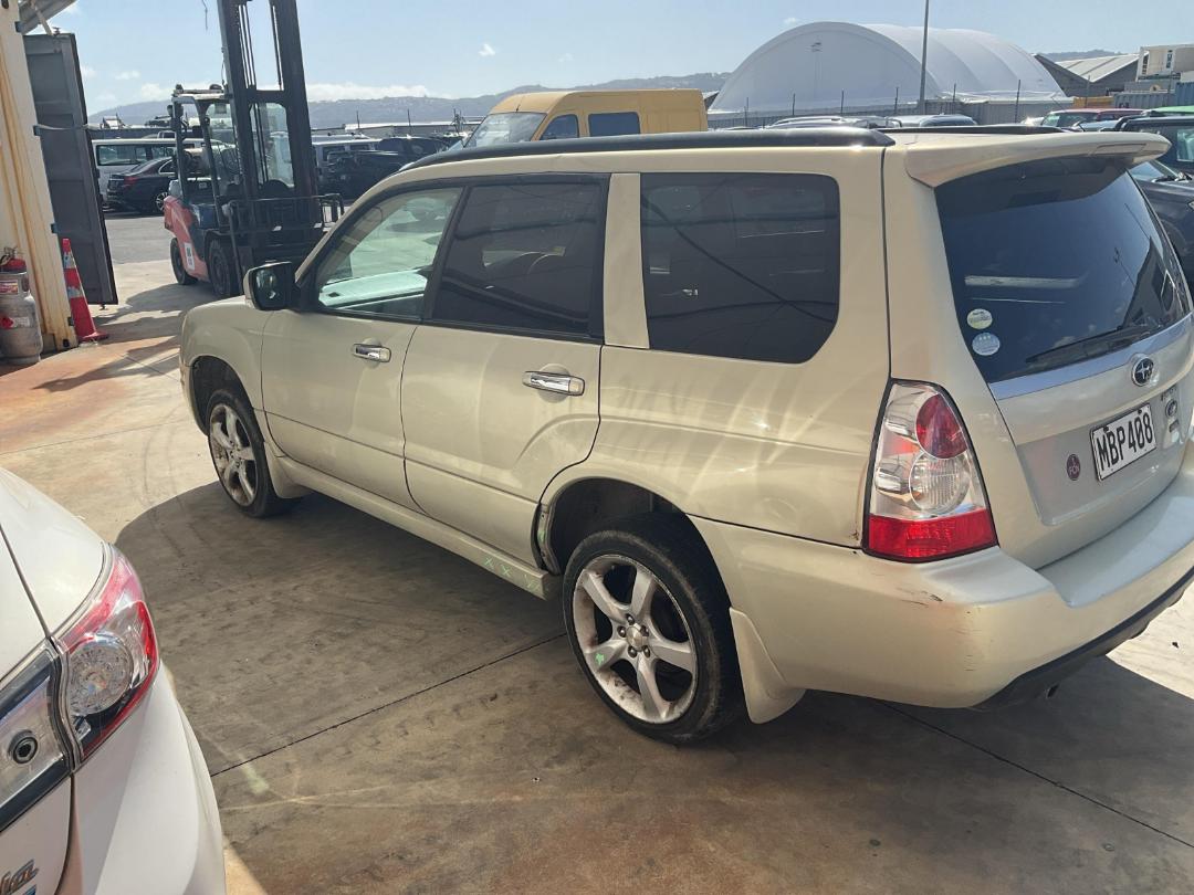 Damaged Subaru Forester 2006 in Wellington Seaview at Turners