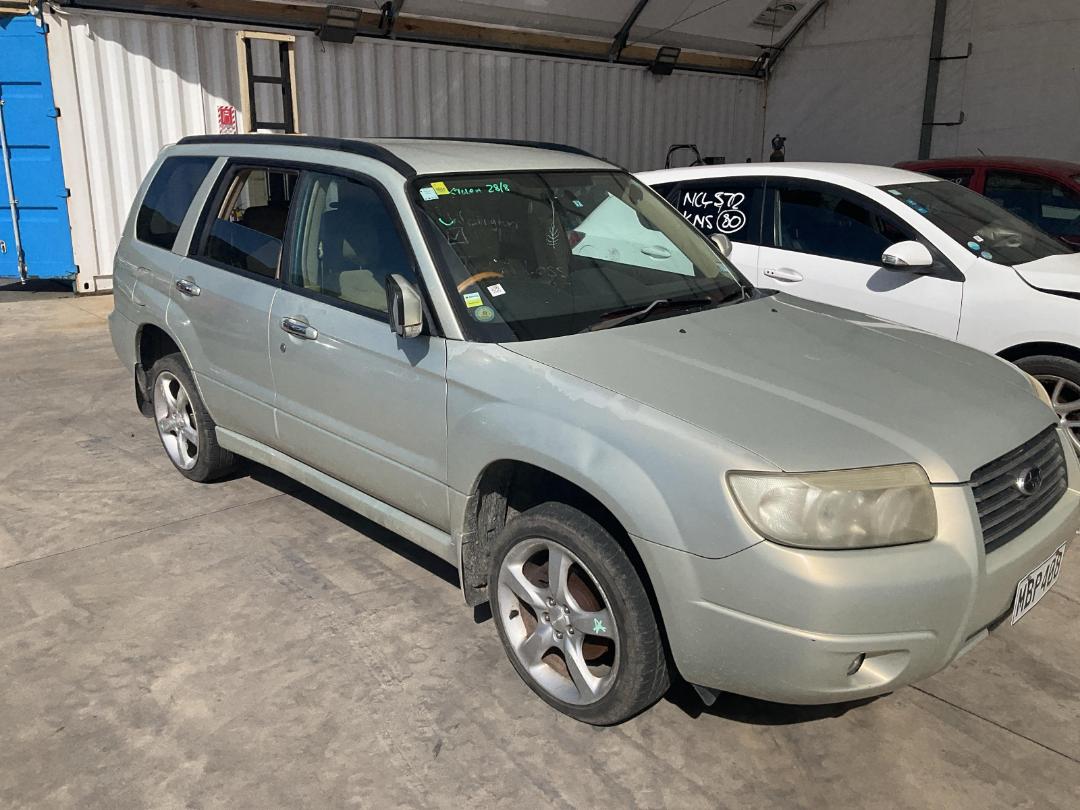 Damaged Subaru Forester 2006 in Wellington Seaview at Turners