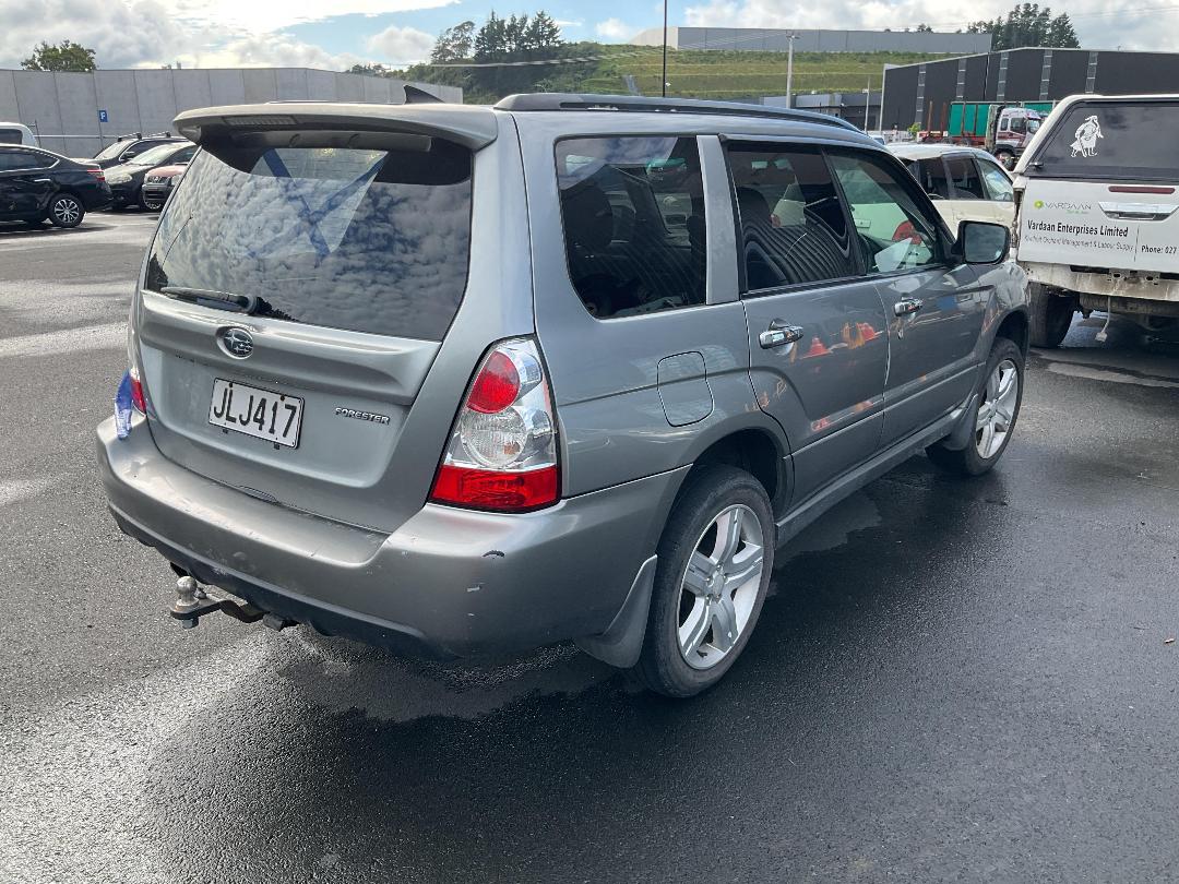 Photo '4' of Subaru Forester