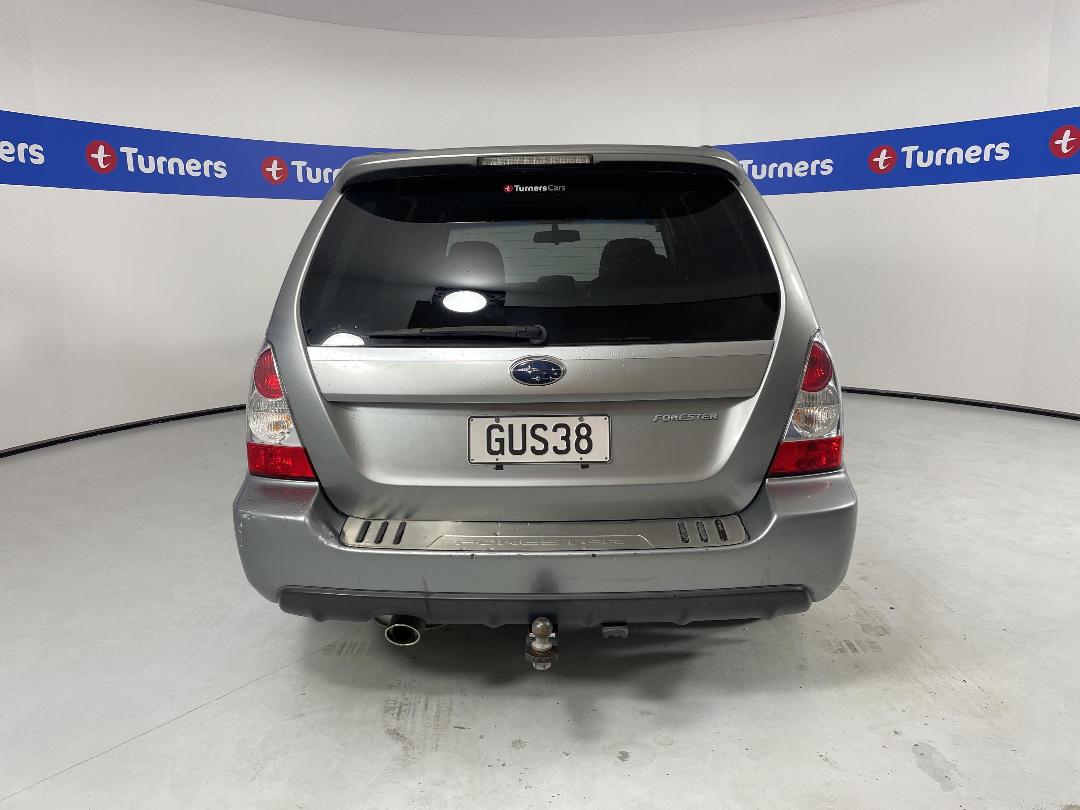 Photo '6' of Subaru Forester