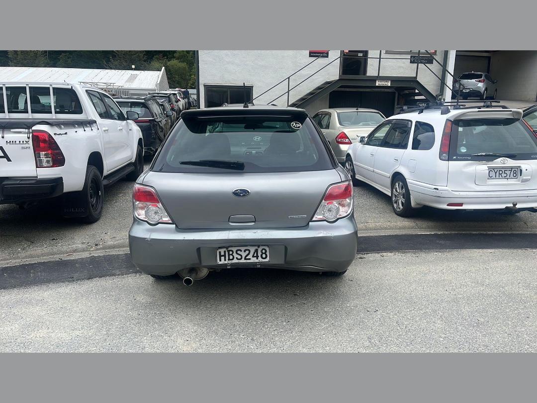 Photo '11' of Subaru Impreza Photo '11' of Subaru Impreza