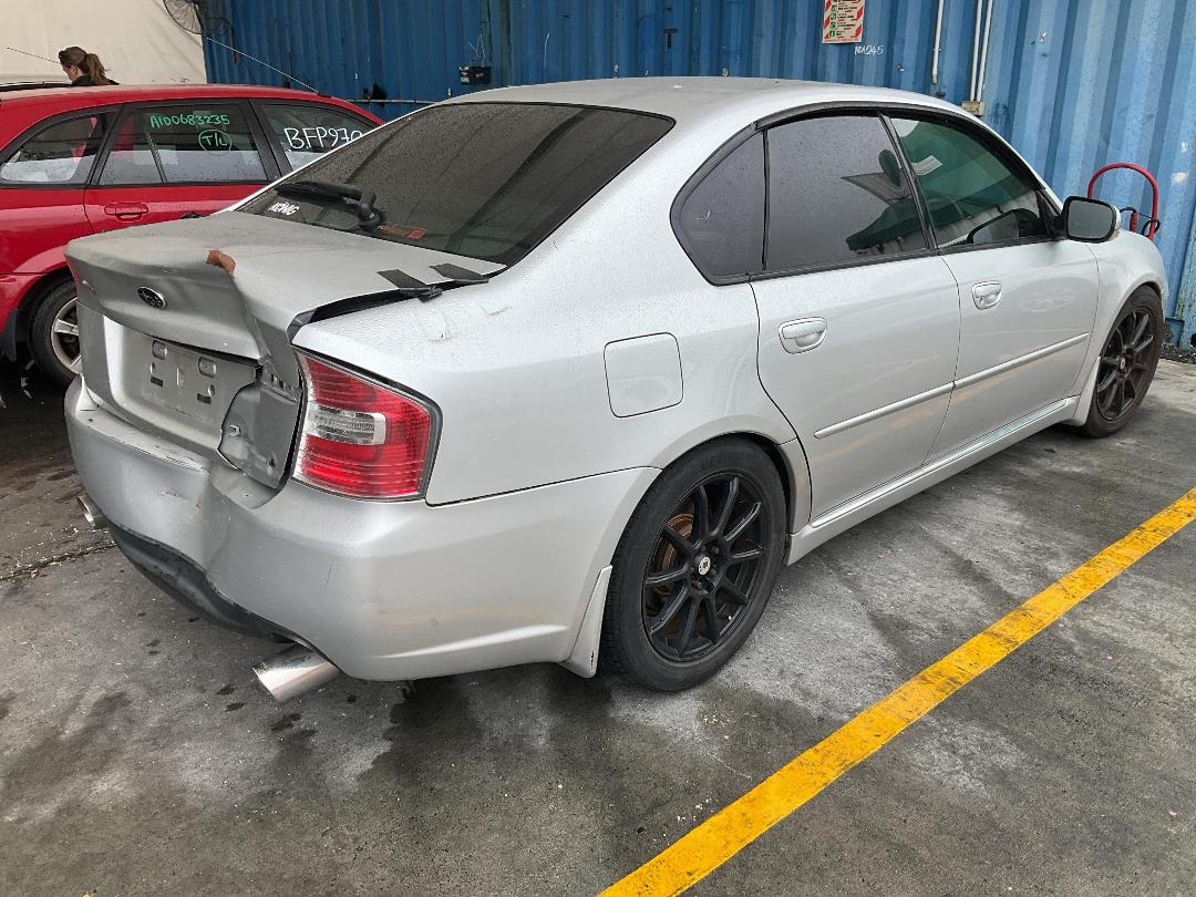 Photo '13' of Subaru Legacy Photo '13' of Subaru Legacy