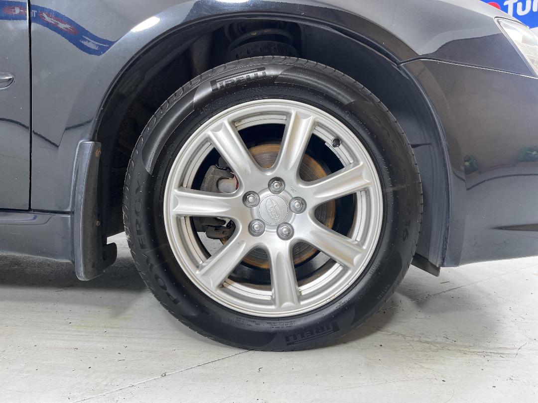 Photo '9' of Subaru Legacy