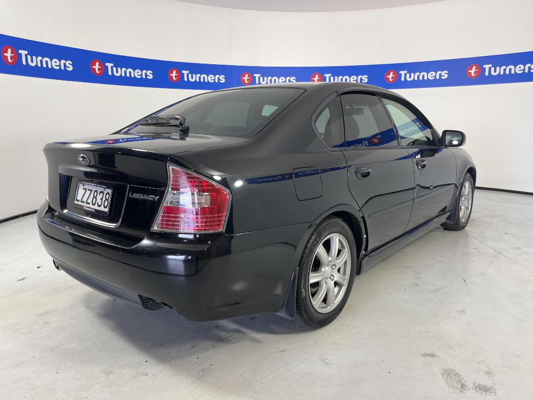 Photo '7' of Subaru Legacy