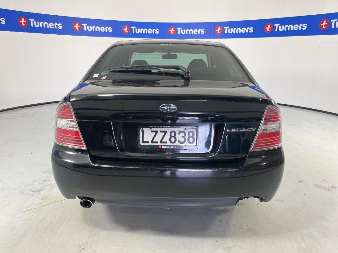 Photo '6' of Subaru Legacy