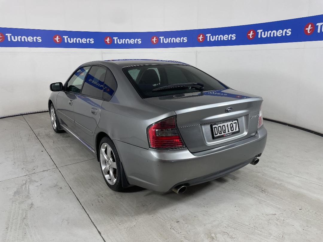 Photo '5' of Subaru Legacy