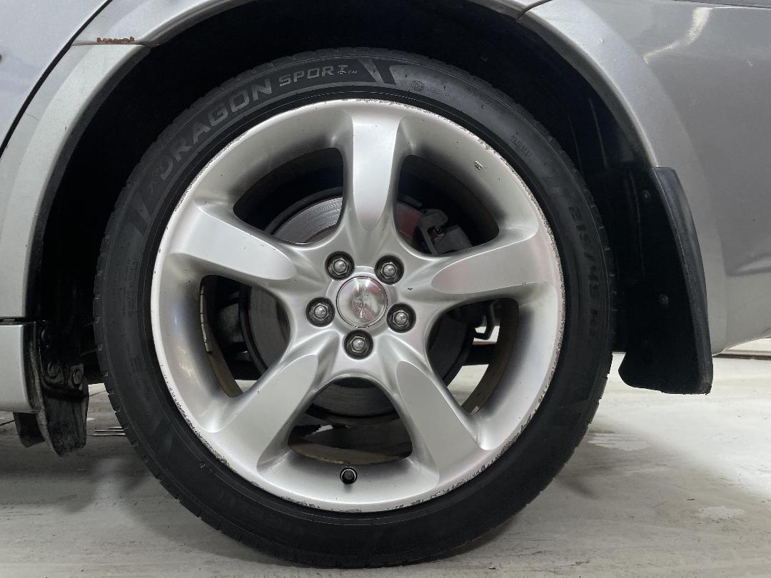 Photo '11' of Subaru Legacy