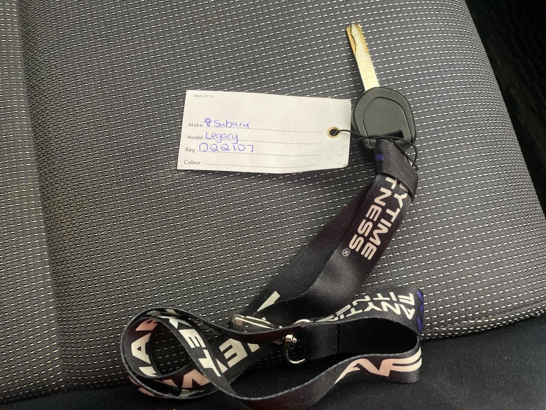 Photo '22' of Subaru Legacy