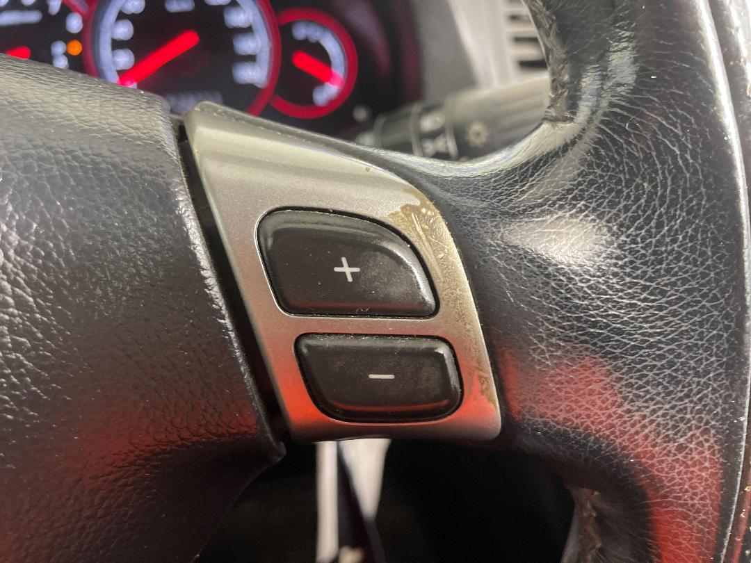 Photo '24' of Subaru Legacy