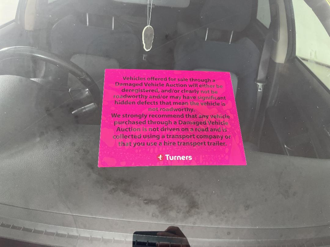 Photo '21' of Subaru Legacy