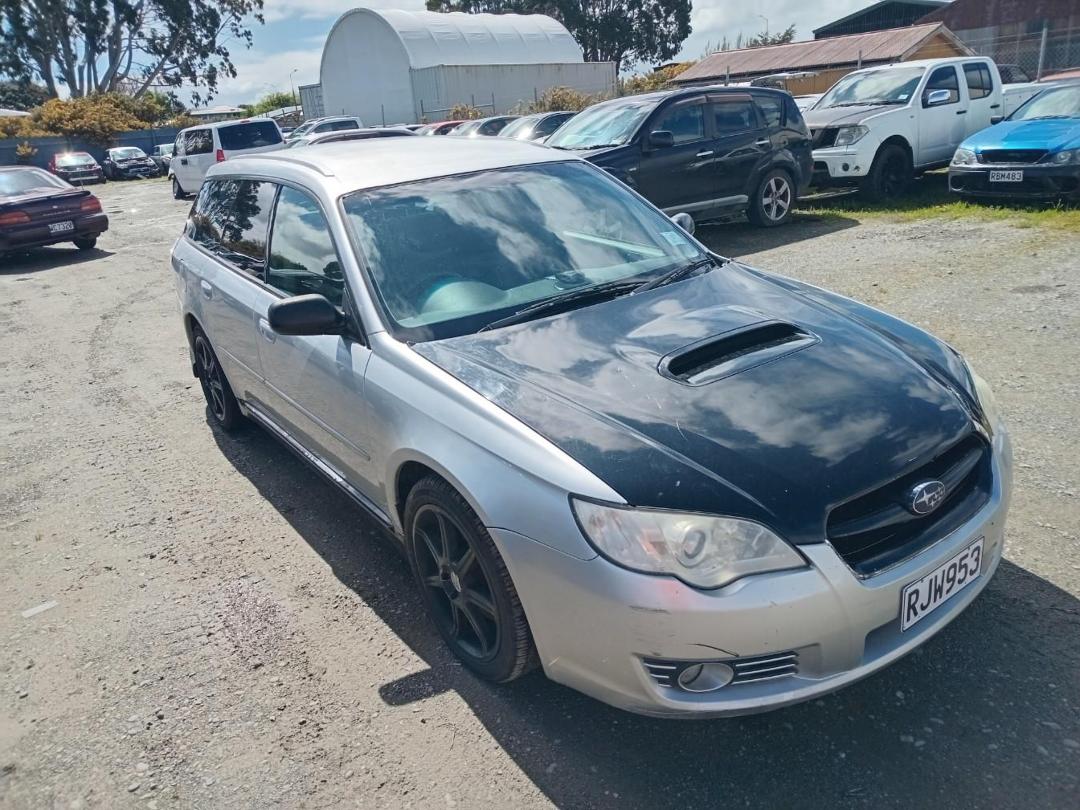 Photo '3' of Subaru Legacy Photo '3' of Subaru Legacy