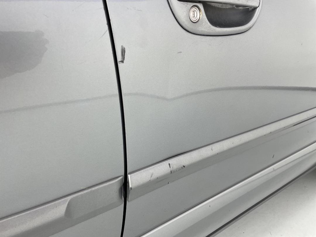 Photo '25' of Subaru Legacy