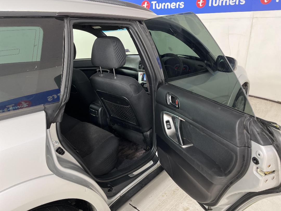 Photo '14' of Subaru Legacy Outback